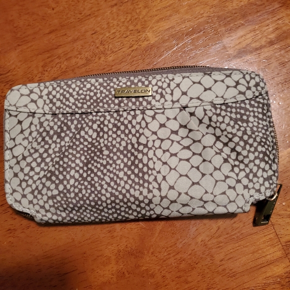 Travelon RFID Protection Gray Stone Wallet - Picture 8 of 8